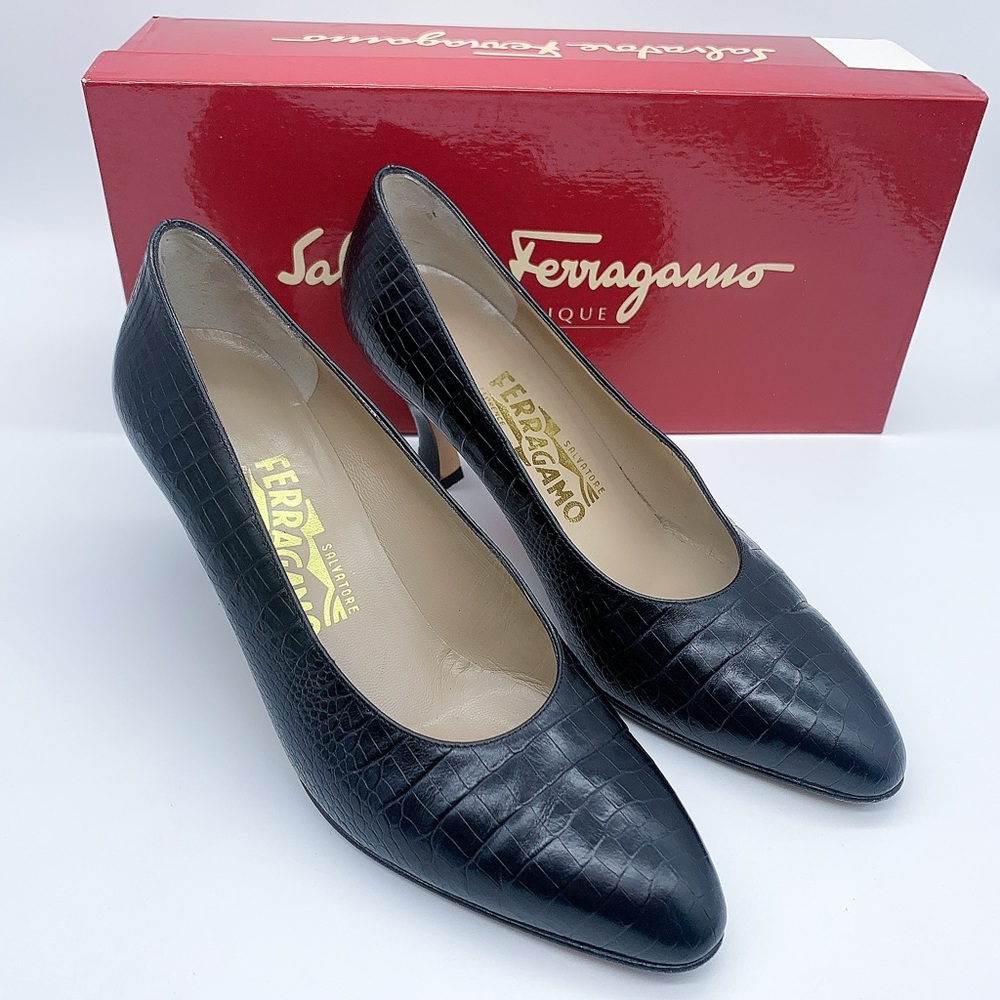 Salvatore Ferragamo Clarissa Croc-Embossed Heel Pump in Black